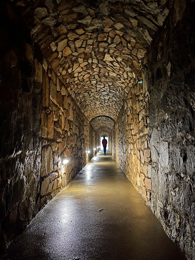 svetlo-na-konci-tunelu.jpg